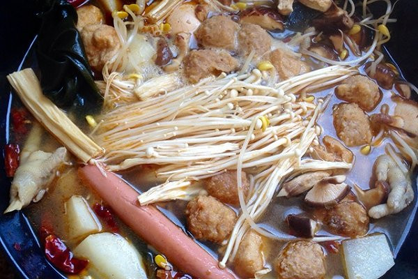 牛华小娃麻辣烫