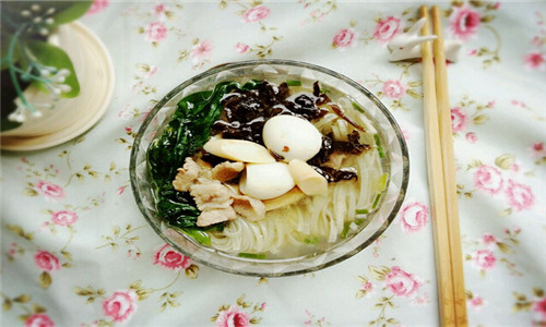 阿华面食加盟