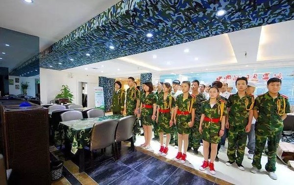 老营房主题餐厅加盟