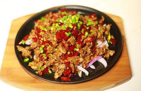 一品铁板饭
