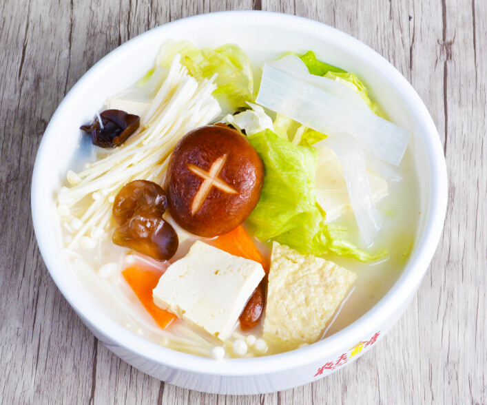 农夫鱼塘酸菜鱼快餐