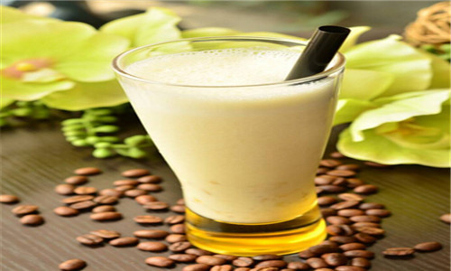 爽逍遥奶茶加盟