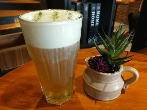 韩茶芝士鲜萃茶加盟