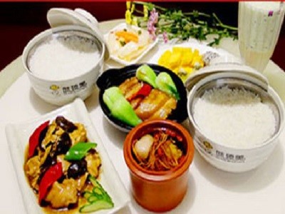 味臻美快餐加盟