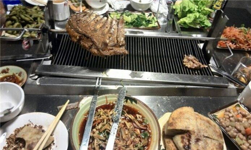 大汗碳烤羊腿烧烤加盟