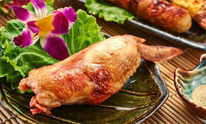吉仕客鸡翅包饭小吃