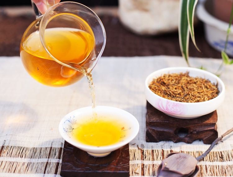 研酵小山茶饮烘焙加盟