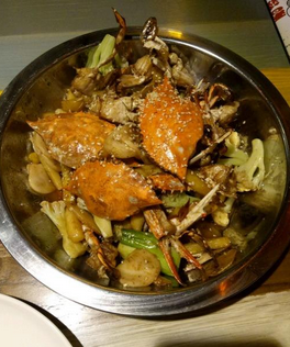 阿里篓肉蟹煲