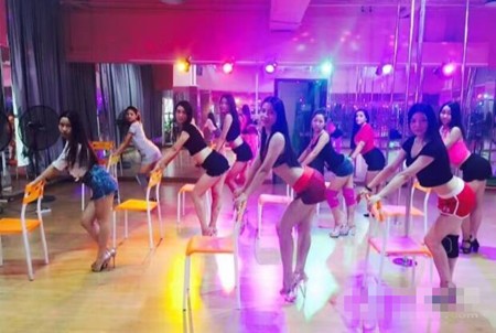 灵子舞蹈