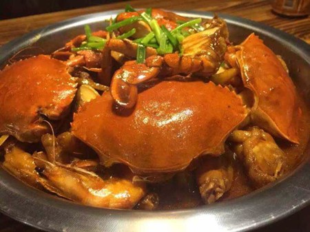 炉茶小龙虾肉蟹煲