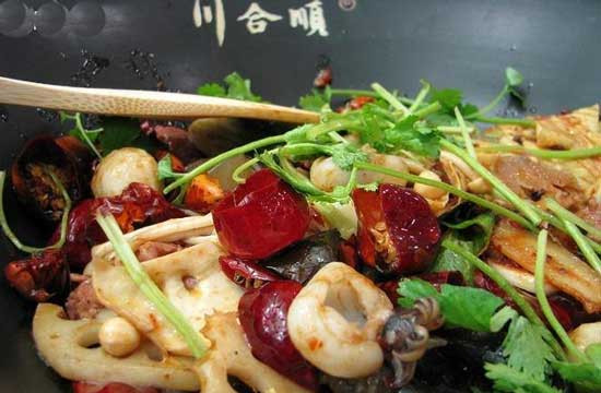  川合顺麻辣香锅加盟