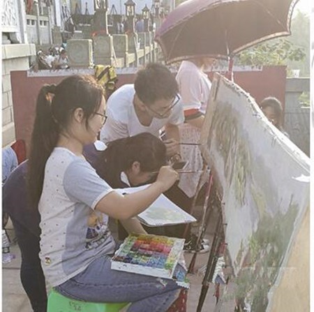 川美黑白灰美术教育