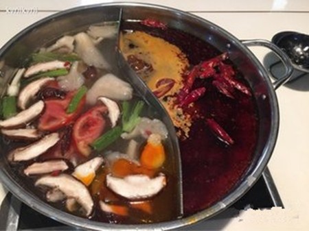 九尺鹅肠老灶火锅