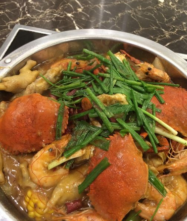 阿俞肉蟹煲加盟