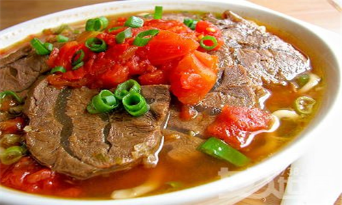 文记香辣牛筋面加盟