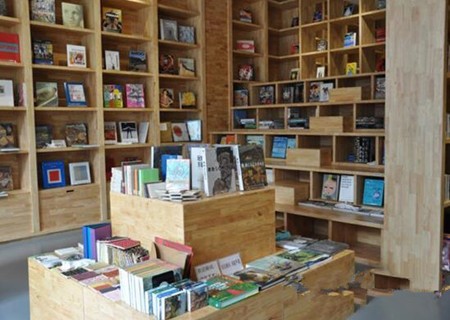 两两书店