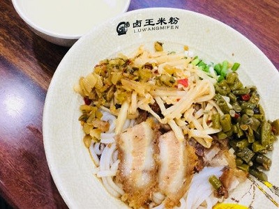 桂林卤王米粉加盟