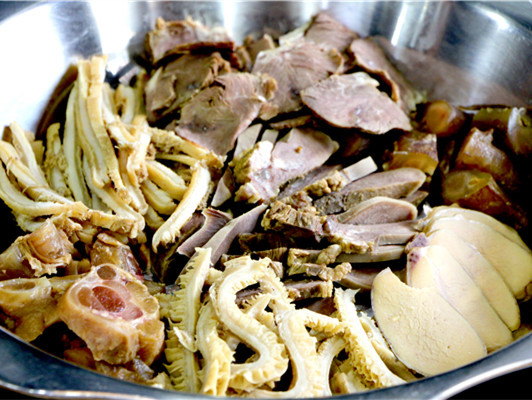 紫元春牛肉火锅加盟