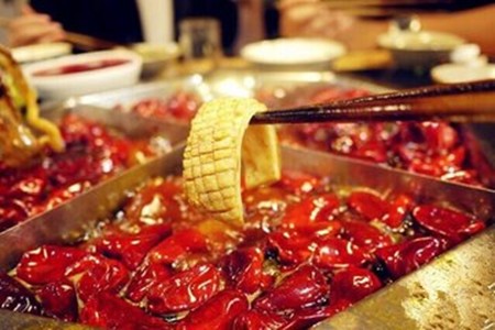 小辣椒重庆老火锅加盟