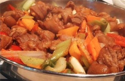鼎滋味焖锅