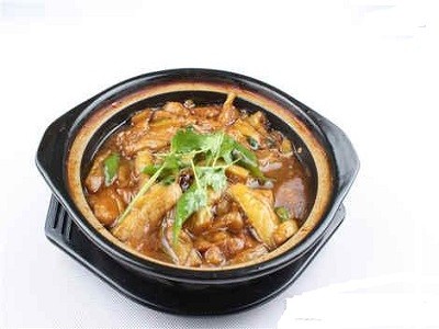 吉东家焖锅米饭