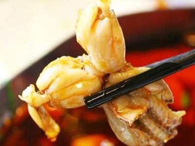 跳三跳田鸡火锅