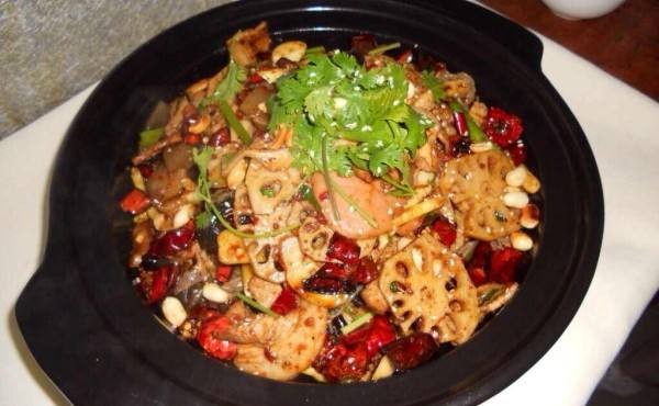 膳锦记辣骨饭加盟