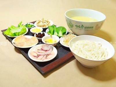 嘎嘎香过桥米线加盟