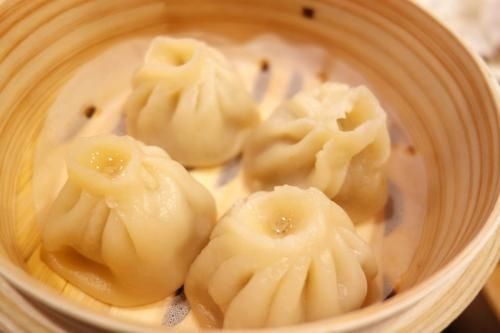 麦龙香汤包店