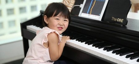 堡兰迪斯智能钢琴