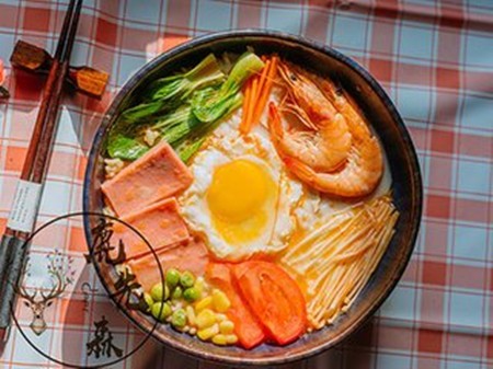 鹿先森秘制烫饭加盟