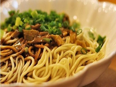 楚街一品热干面
