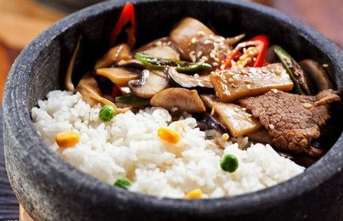盈香居烤肉拌饭