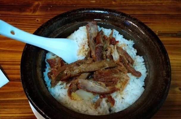 德仔煲仔饭加盟