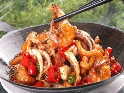 帅锅辣媚焖锅