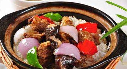味之华煲仔饭
