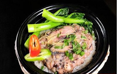范米粒煲仔饭