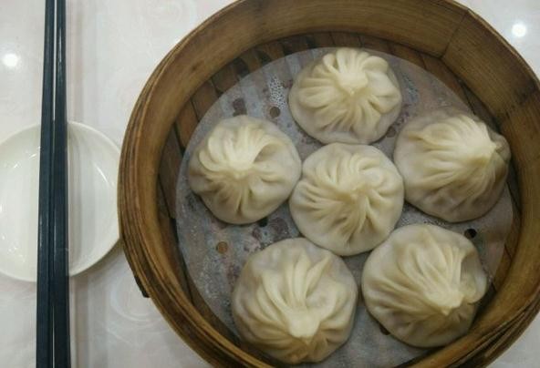鸿昌记汤包
