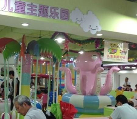 嘻嗳哆儿童乐园加盟