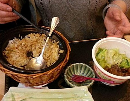 稻花香瓦锅饭加盟