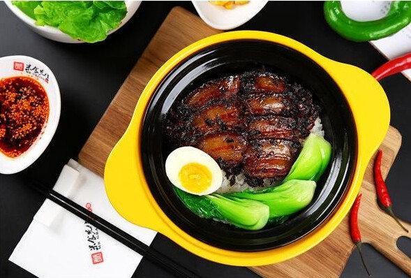 顺德金牌煲仔饭