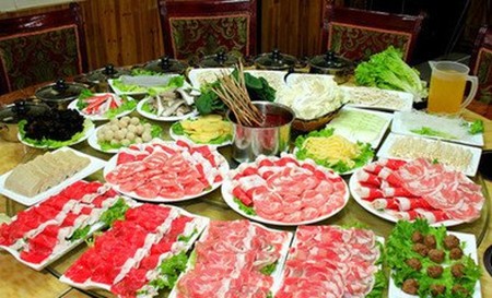 郁香春火锅加盟