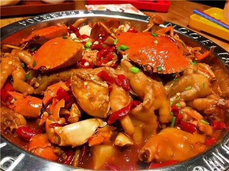 多嘴肉蟹煲加盟